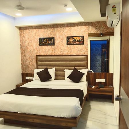 Hotel Sun Shine Ahmedabad Eksteriør bilde