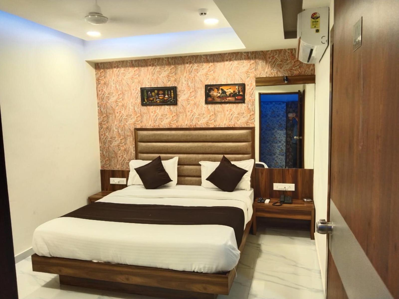 Hotel Sun Shine Ahmedabad Eksteriør bilde